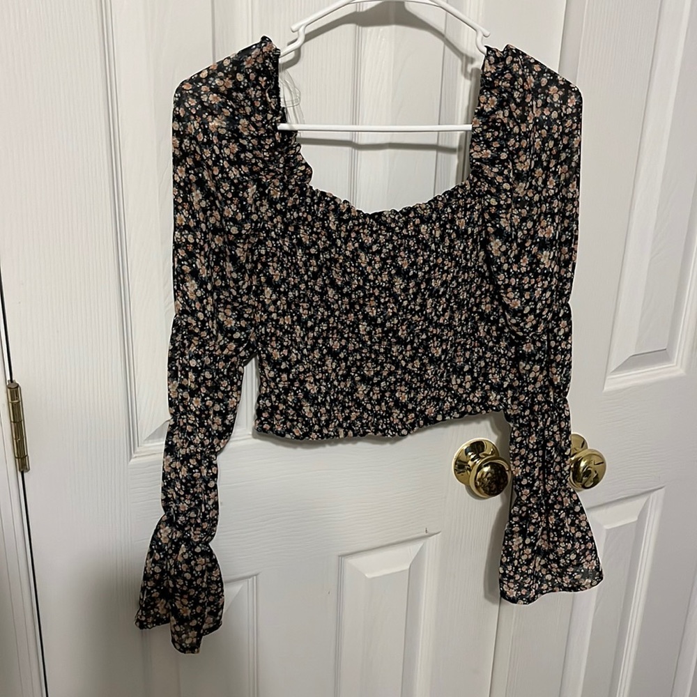 NWT ruffle sleeve smocked long sleeve top